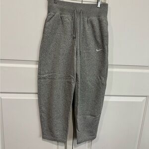 Nike Women's High waisted straight leg sweatpants
